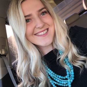 Meet your Posher, Emilee